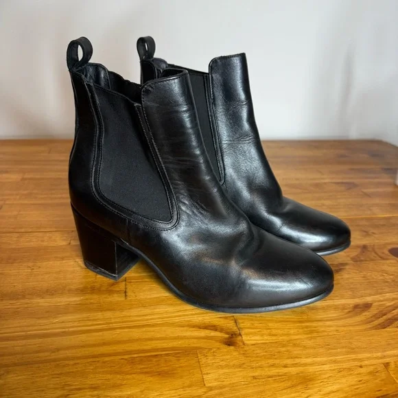 Thursday Boot Co Duchess Black Leather Pull On Heeled Chelsea Boots Size 10 - Picture 2 of 7